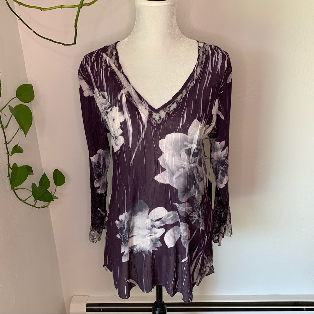 Komarov Floral V-Neck Top in Purple and Gray Size L